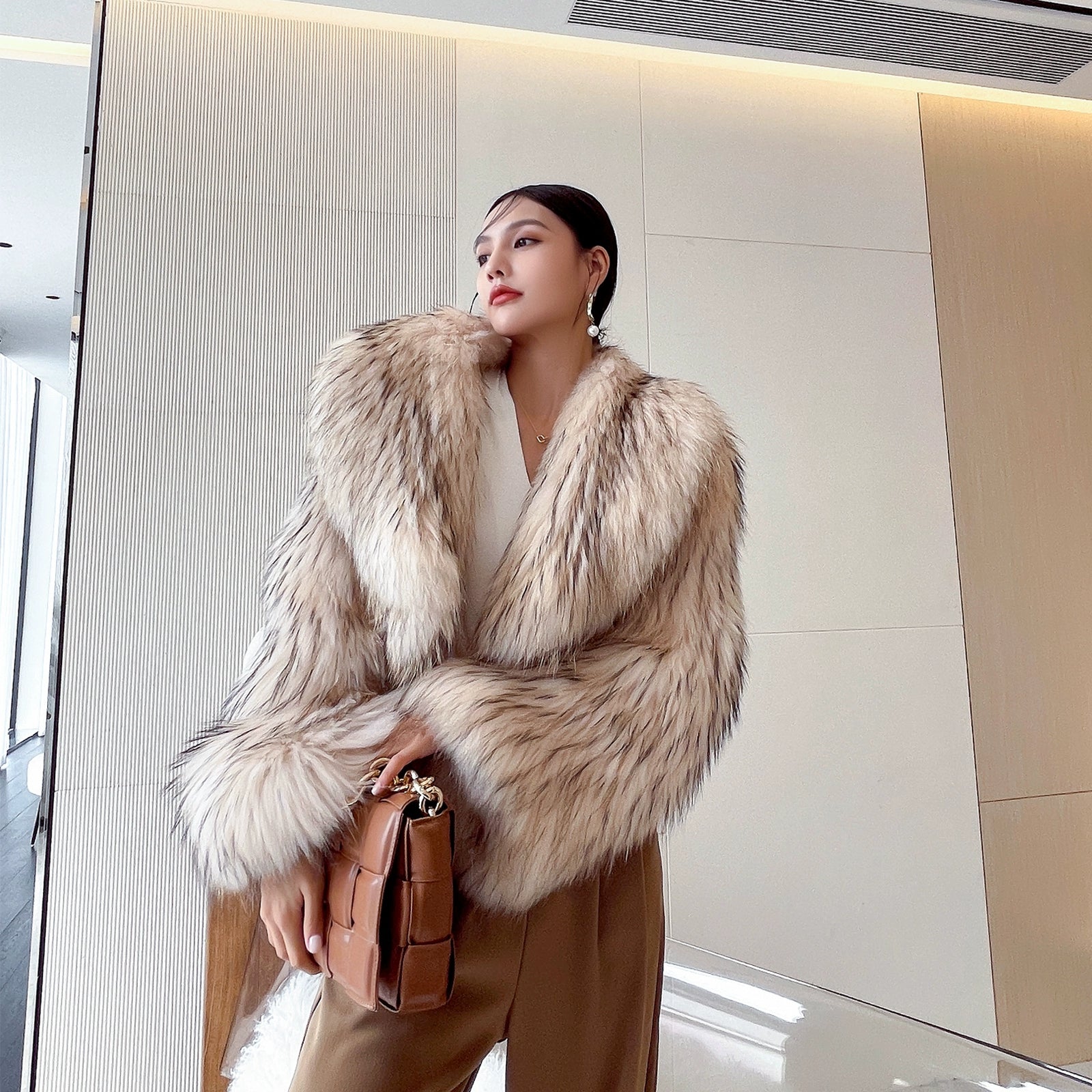 【Fashionable bomb】 Raccoon fur braided women's fur coat - YZ04 - INNZEA